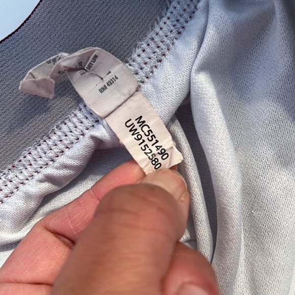 Under Armour Shorts Womens Small Running Athletic Lined Activewear Red Gray - Picture 7 of 7